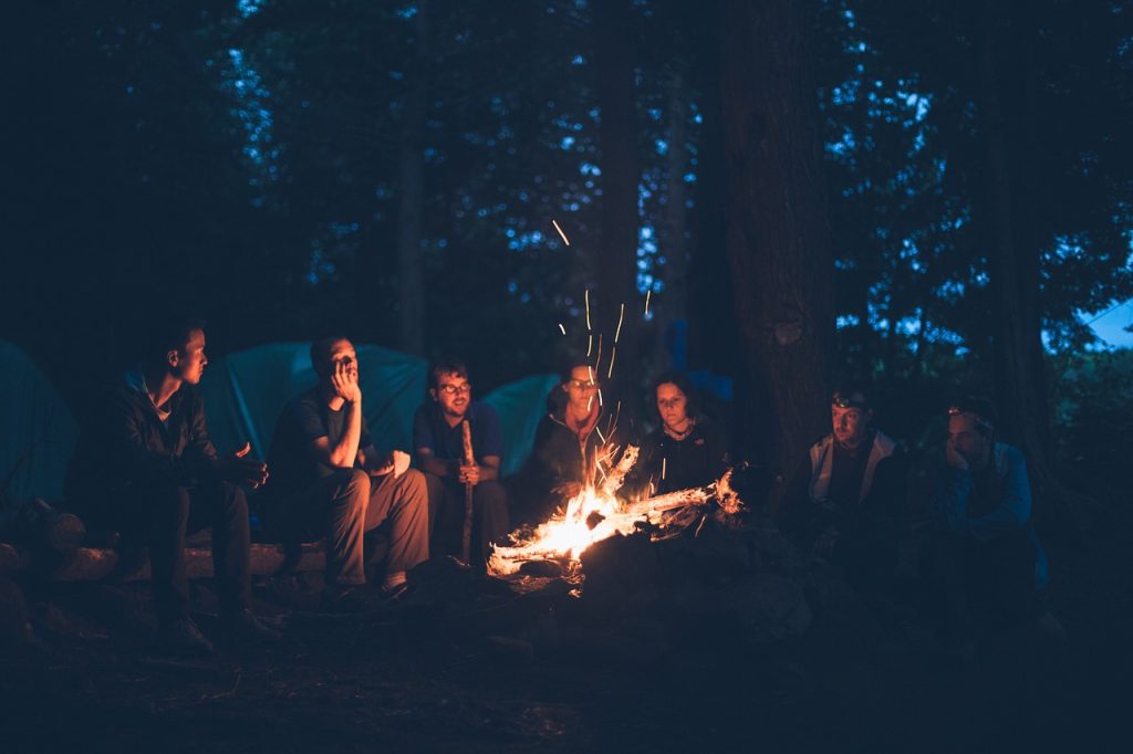 Le camping pour les retrouvailles entre adultes